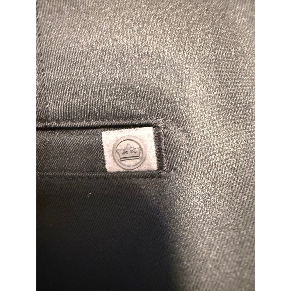 Peter Millar Mens Performance Golf Shorts Black Flat Front Size 40 Crown Logo - Picture 5 of 5